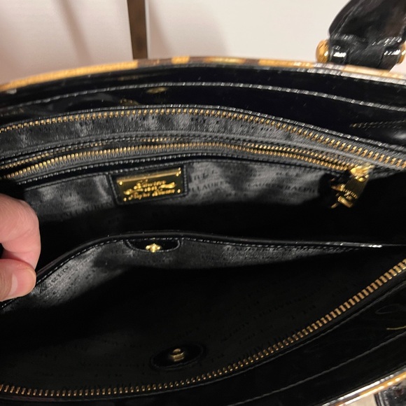 Lauren Ralph Lauren Leopard Print Tote with Black Patent Leather. - Picture 9 of 13
